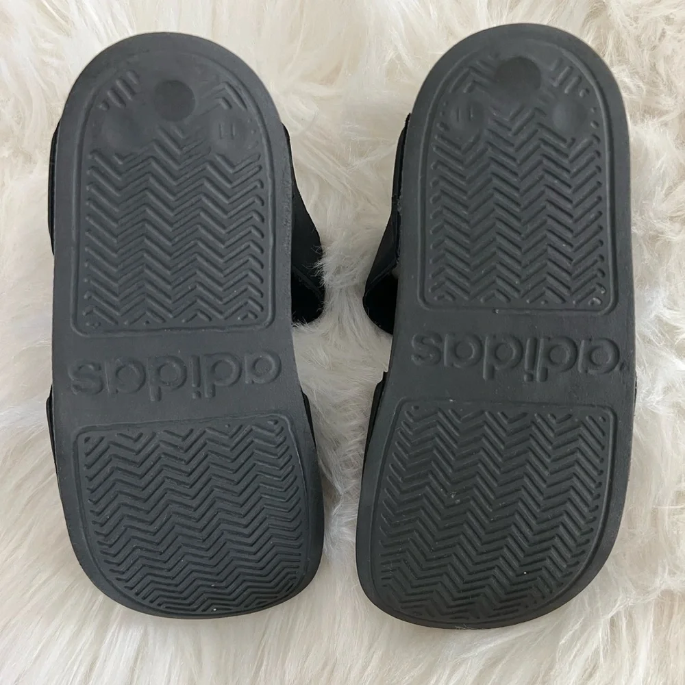 adidas comfortable stylish